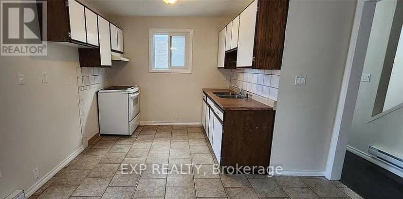 1324 Copperfield Place — photo 4 of 7