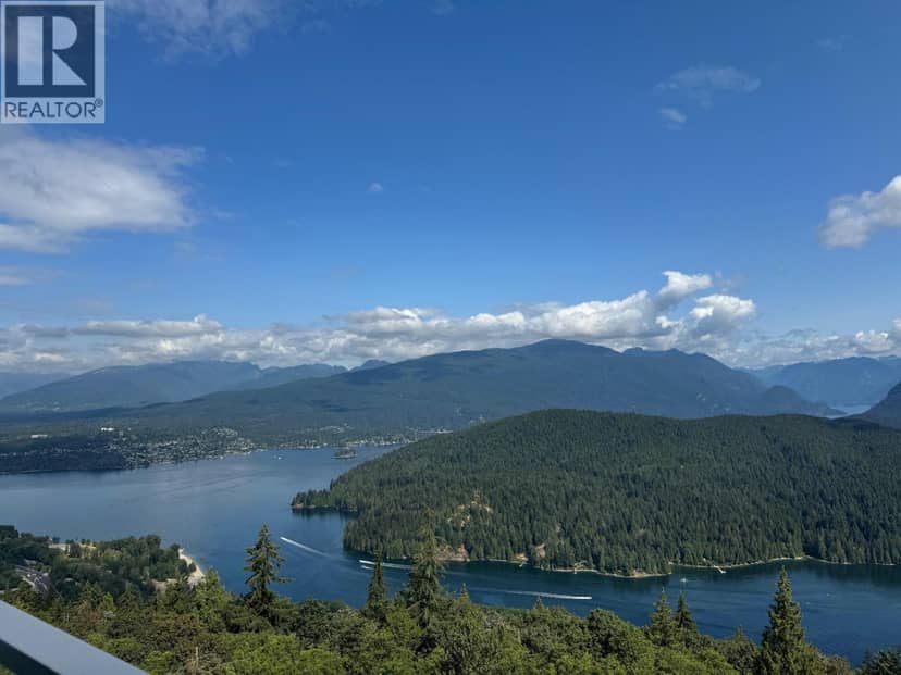 1702 9060 UNIVERSITY CRESCENT, Burnaby, photo 2