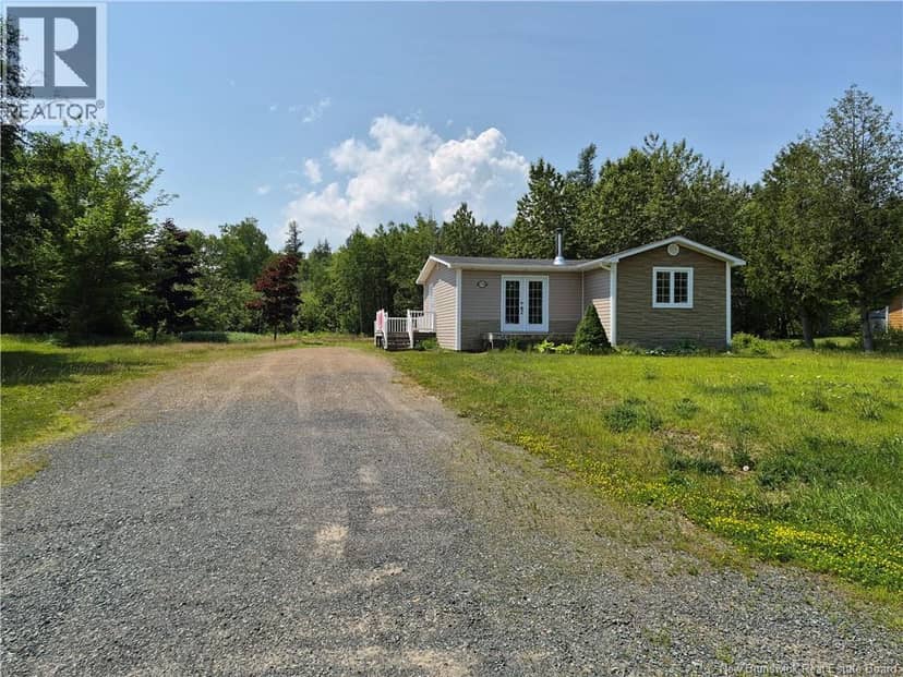 258 Rue Principale, Pointe-Verte, photo 2