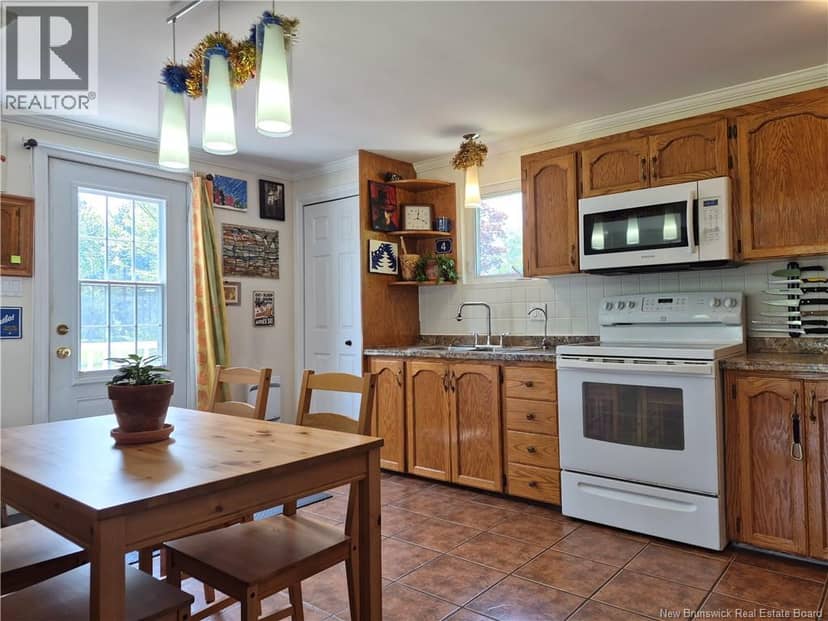 258 Rue Principale, Pointe-Verte, photo 7