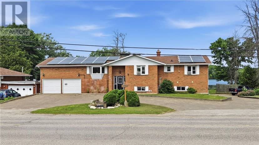 241 Woodward Avenue, Blind River, photo 2