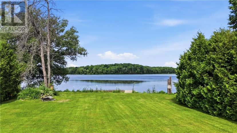 241 Woodward Avenue, Blind River, photo 4