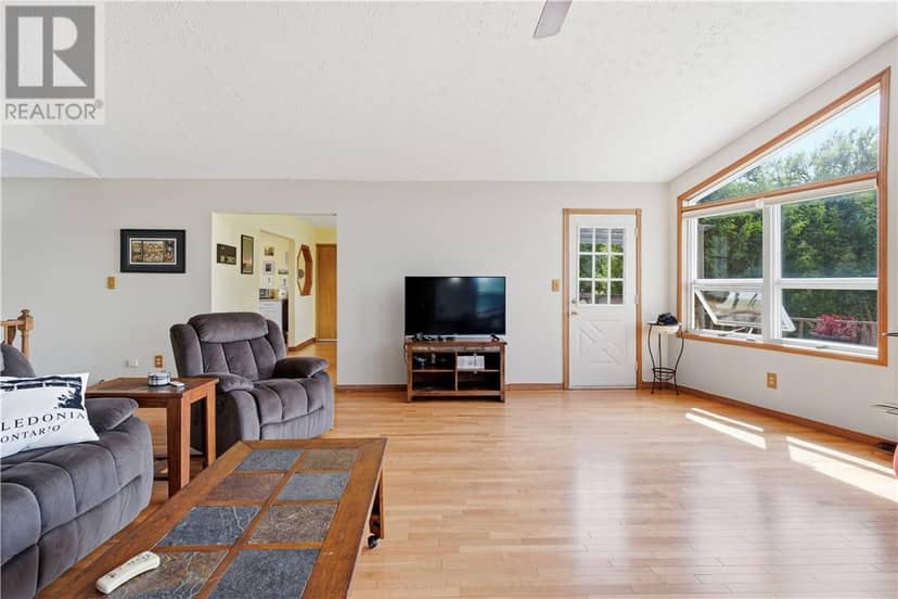 241 Woodward Avenue, Blind River, photo 7