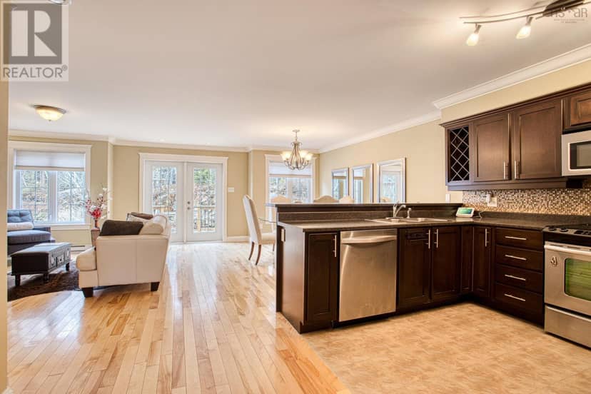 75 Bently Drive — photo 14 of 40