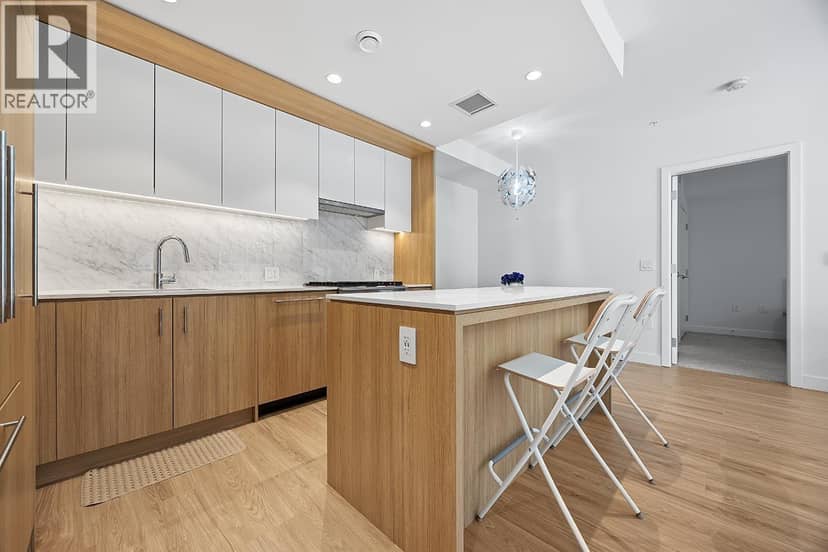 611 6085 IRMIN STREET, Burnaby, photo 5