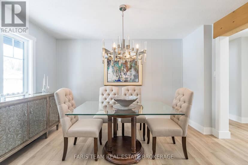 3 Matthew Court — photo 11 of 40