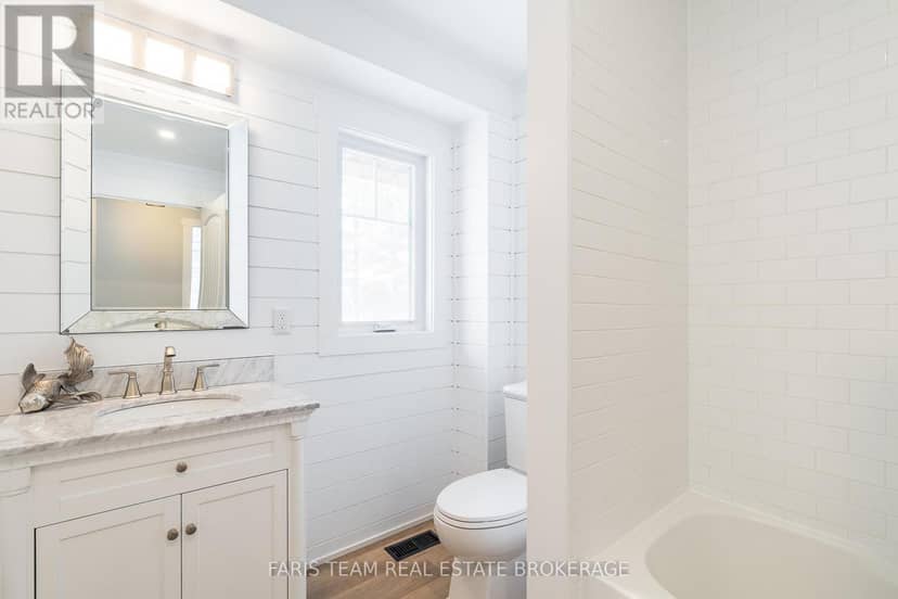 3 Matthew Court — photo 19 of 40
