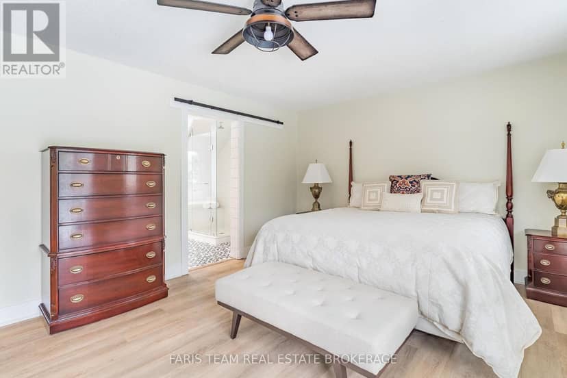 3 Matthew Court — photo 21 of 40