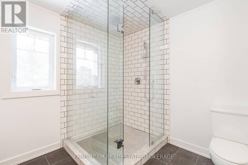 3 Matthew Court — photo 28 of 40