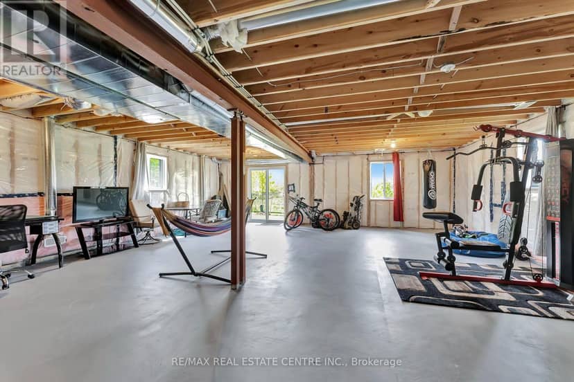 6 - 32 Faith Street — photo 30 of 38