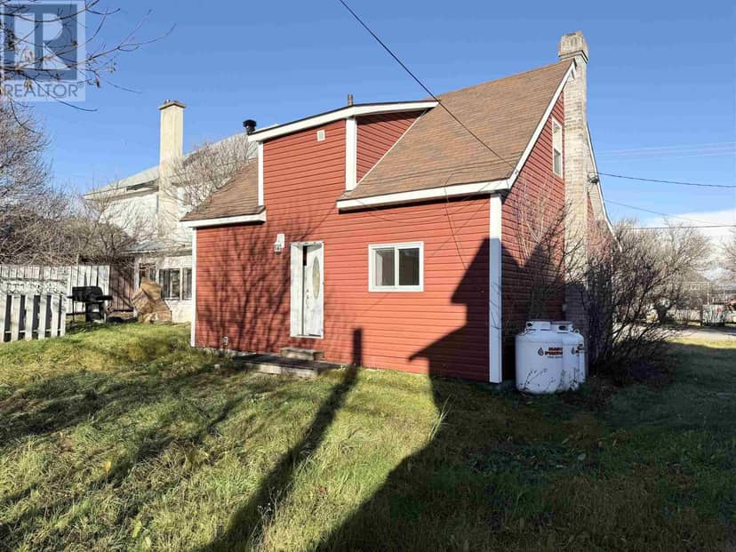 41 Elgin ST, Chapleau, photo 3