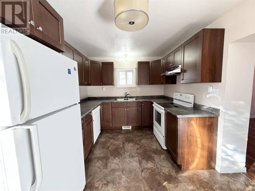 41 Elgin ST — photo 9 of 30