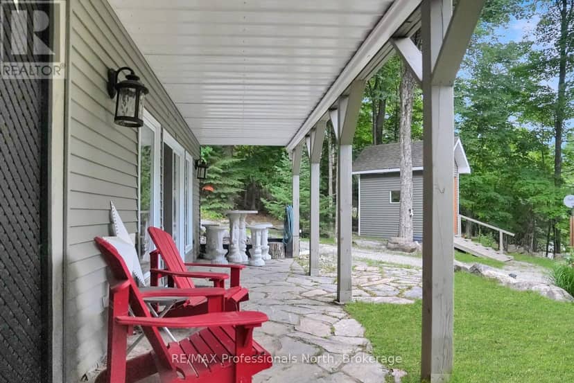 1311 Wonderland Road — photo 34 of 40
