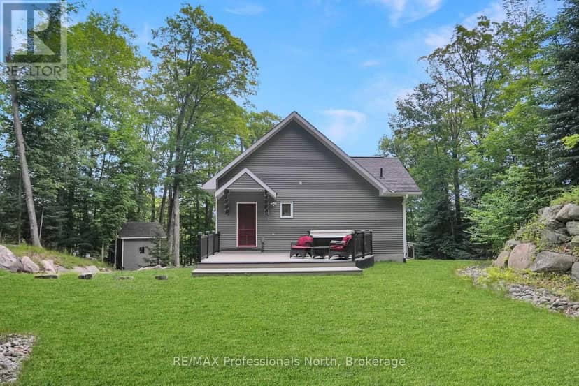 1311 Wonderland Road — photo 37 of 40