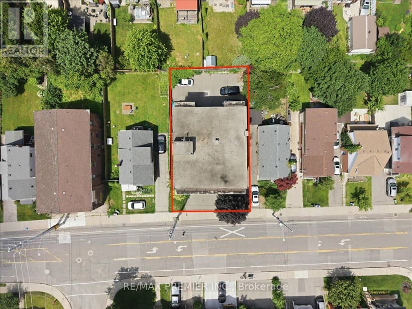 214 Wentworth Street S, Hamilton, photo 2