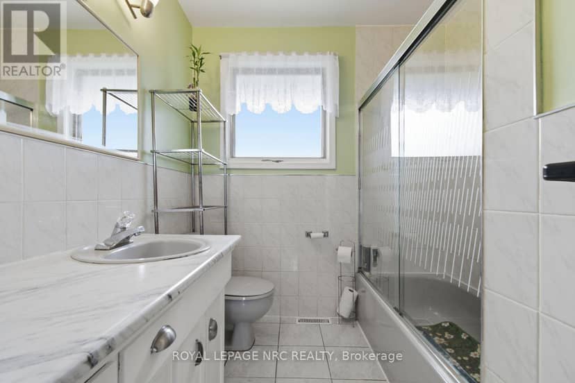 4381 Jackson Street — photo 10 of 32