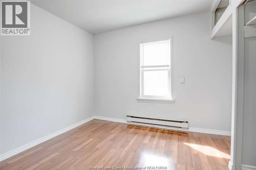 1238-1240 Niagara Street — photo 20 of 25