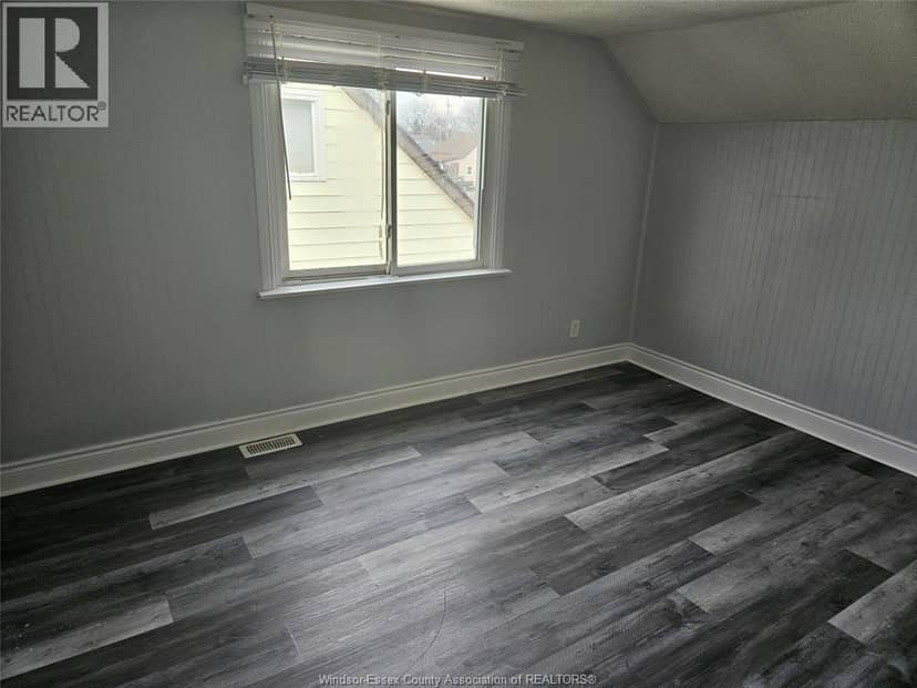 643 Charles Street — photo 14 of 16