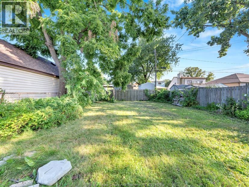 643 Charles Street — photo 7 of 16
