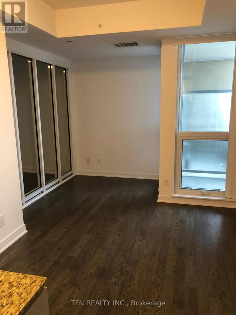 519 - 9201 Yonge Street — photo 13 of 14
