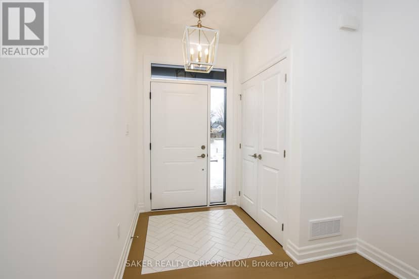 536 Regent Street — photo 5 of 40