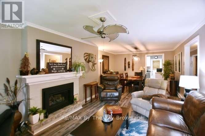 60 53rd Street S — photo 7 of 39