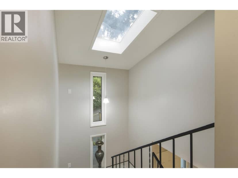2270 Dawes Hill Road — photo 14 of 39