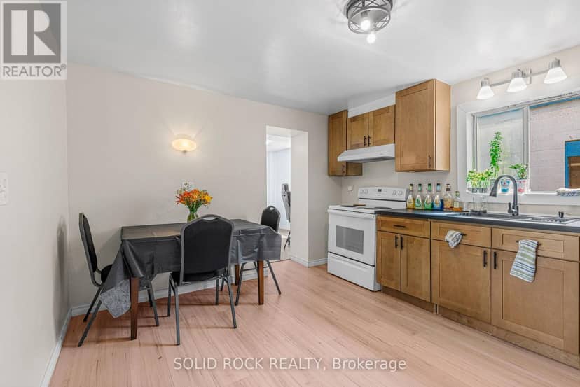 3022 John Street — photo 25 of 40