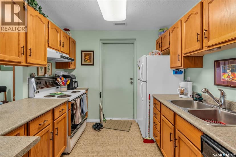 A2 532 River STREET E — photo 17 of 29