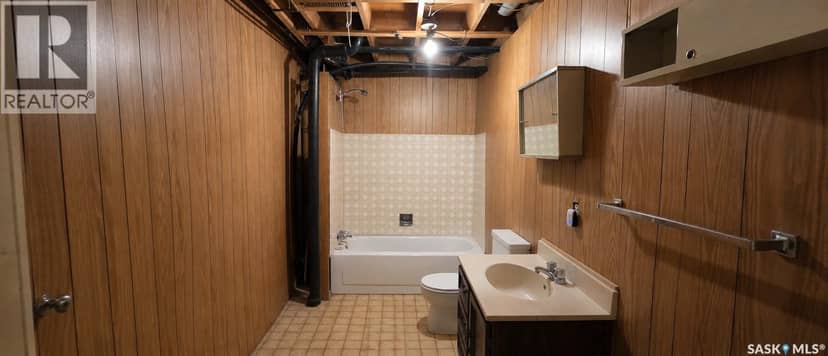 Tremblay Acreage & Off Grid Guest House — photo 24 of 40