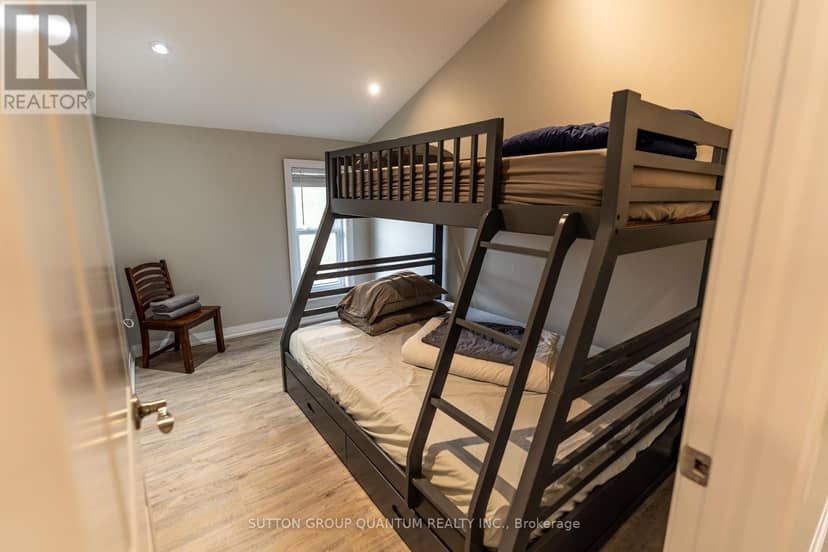 2118 Lakeshore Road — photo 33 of 40