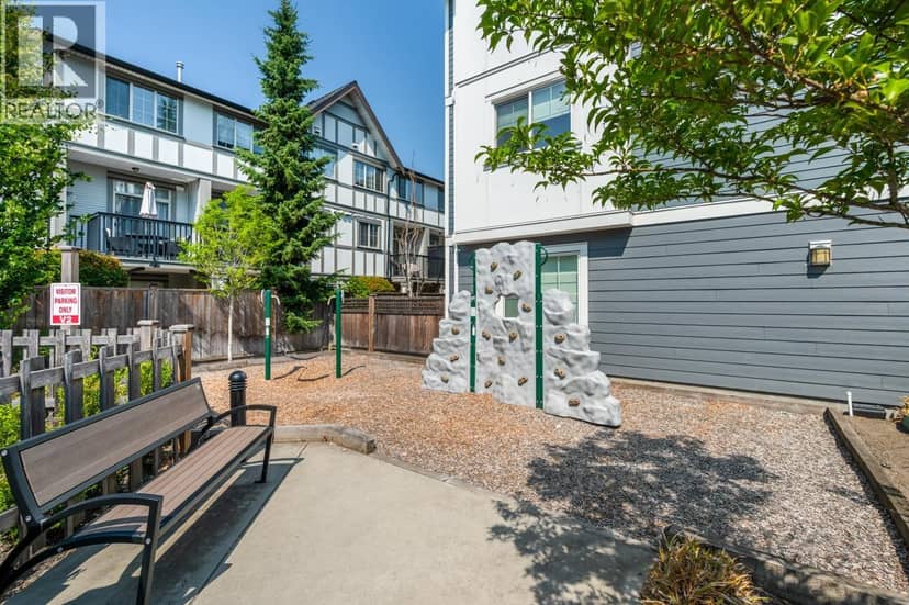 8 7780 BRIDGE STREET, Richmond, photo 2