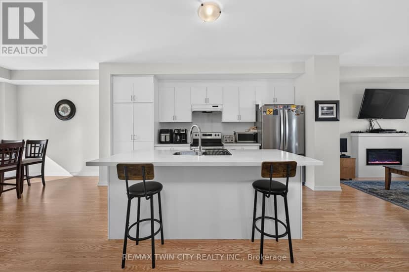 49 Lambert Lane — photo 9 of 40