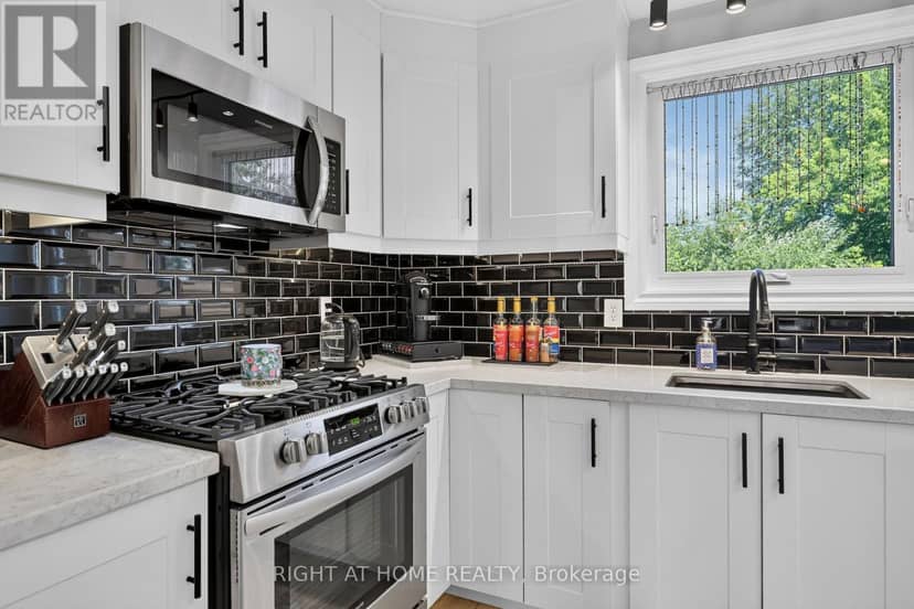 541 River Road S — photo 8 of 31