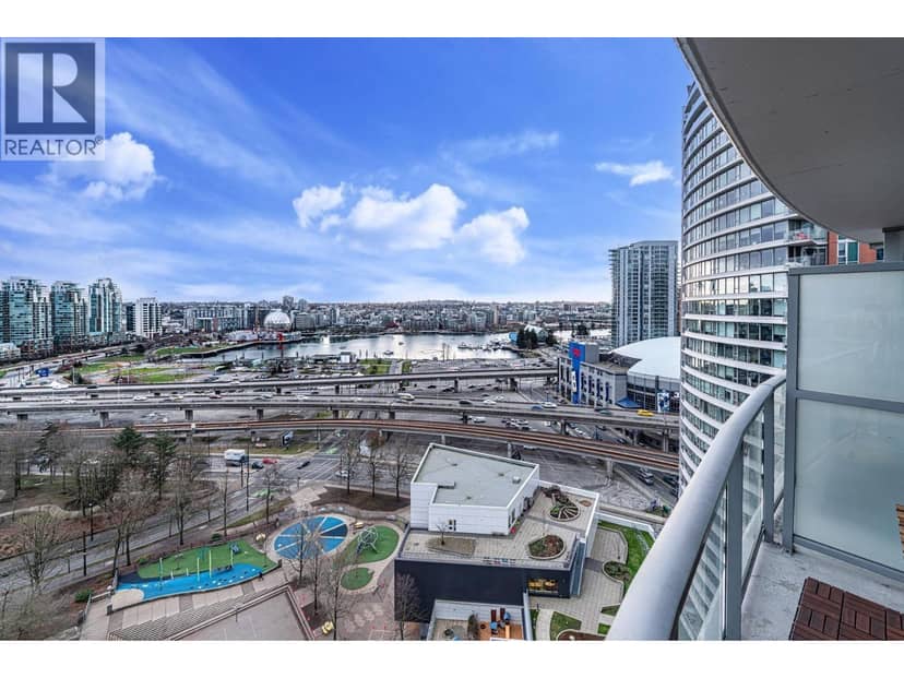 2209 58 KEEFER PLACE, Vancouver, photo 2