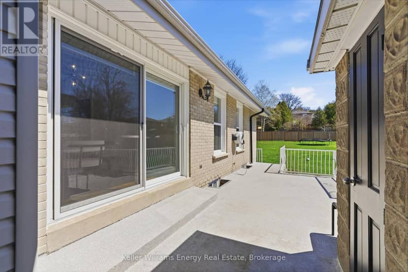 297 Grandview Street S — photo 27 of 32