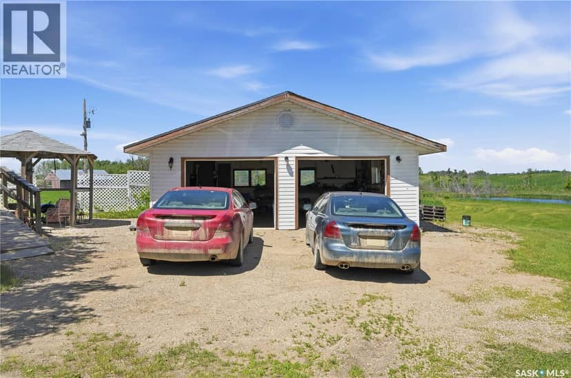 Plunkett South Acreage — photo 5 of 40