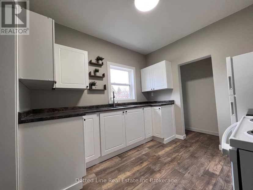 19 Wolf Street — photo 15 of 20