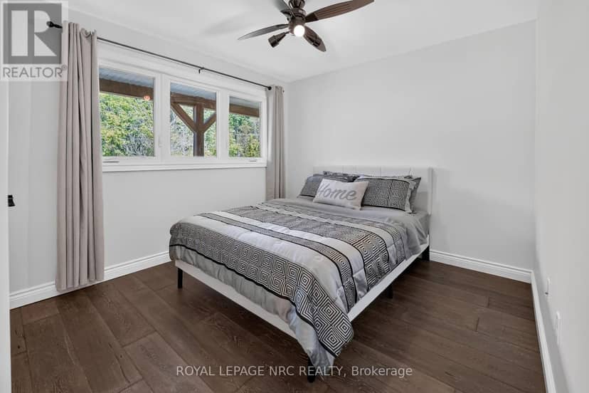 3063 Ninth Street — photo 11 of 40