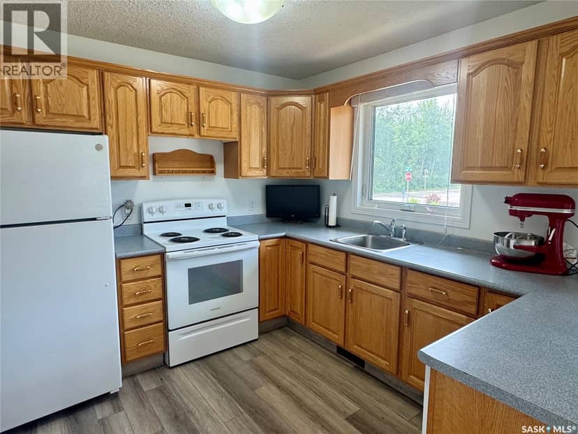 1504 Studer STREET, La Ronge, photo 3