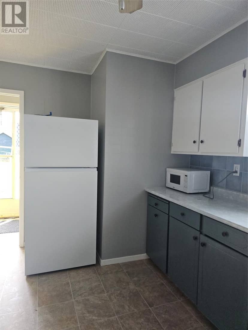 79 Main Street — photo 9 of 33