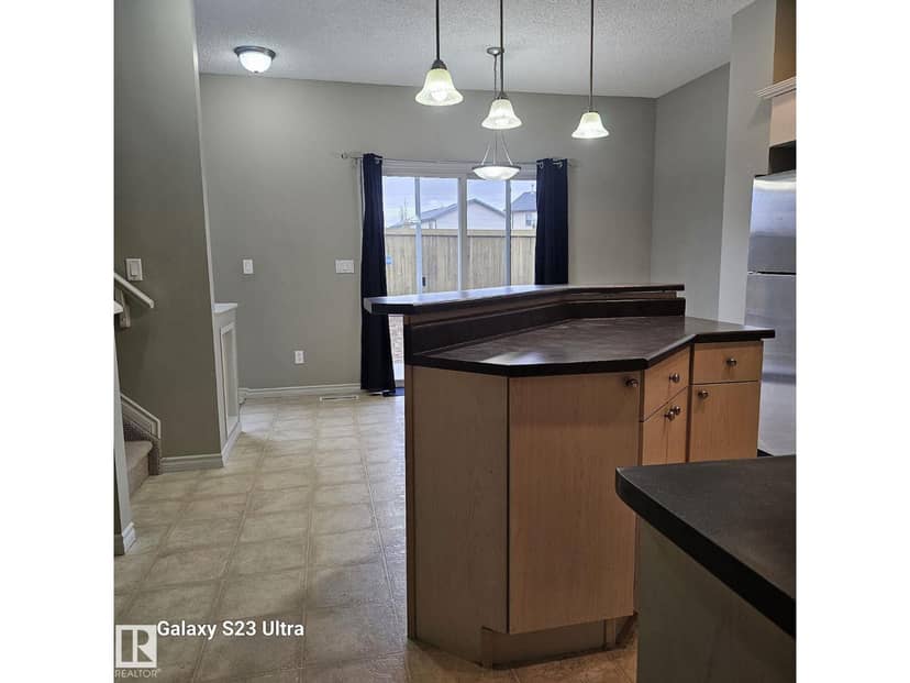 #99 13825 155 AV NW — photo 10 of 38