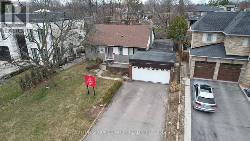 127 Mayfield Drive N — photo 4 of 35