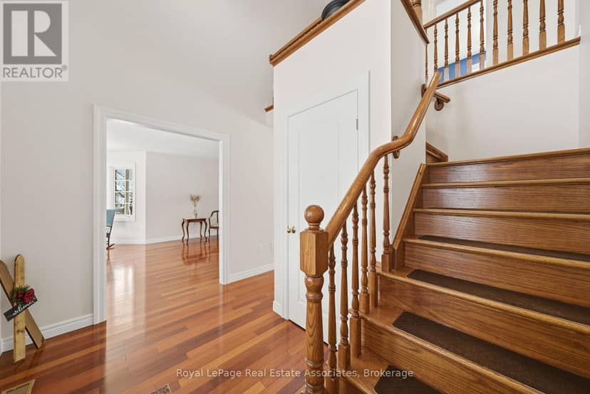86 Ridge Road E, Grimsby, photo 5