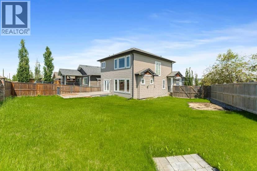 1 Cole Way, Sylvan Lake, photo 2