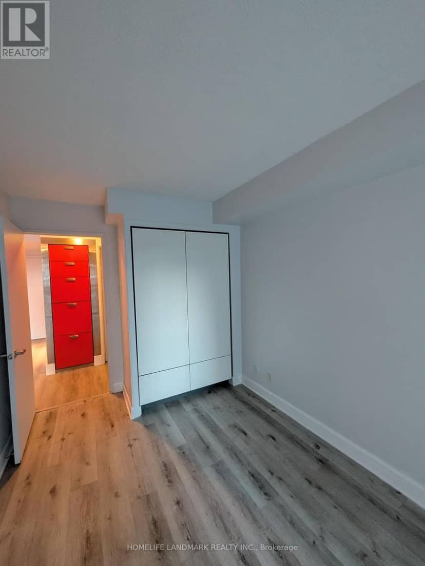 805 - 92 King Street E — photo 9 of 26