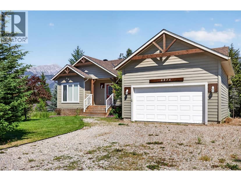 6876 Columbia Ridge Drive, Fairmont Hot Springs, photo 2