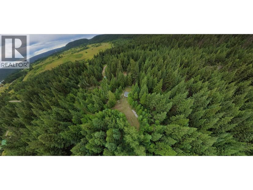 13 Collins Road, Williams Lake, photo 4