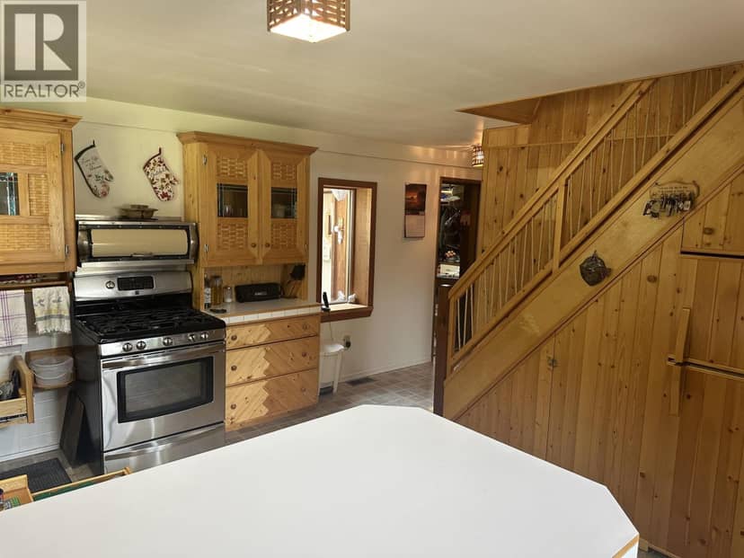 21023 TOMPKINS ROAD, Hudsons Hope, photo 6