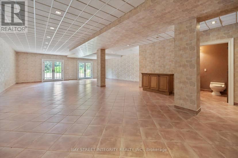 12 Alm Court — photo 31 of 36